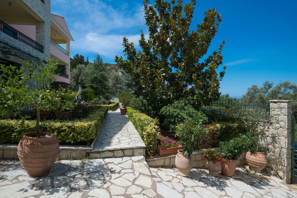 Pirofani Villa Apartments Apolpaina Exterior photo